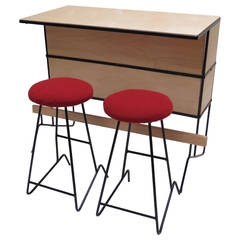 Vintage Clever 1950s Children
s Bar with Stools