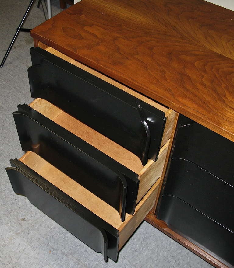 Mid-20th Century Unique 1950 Walnut Case 9 Drawer Dresser