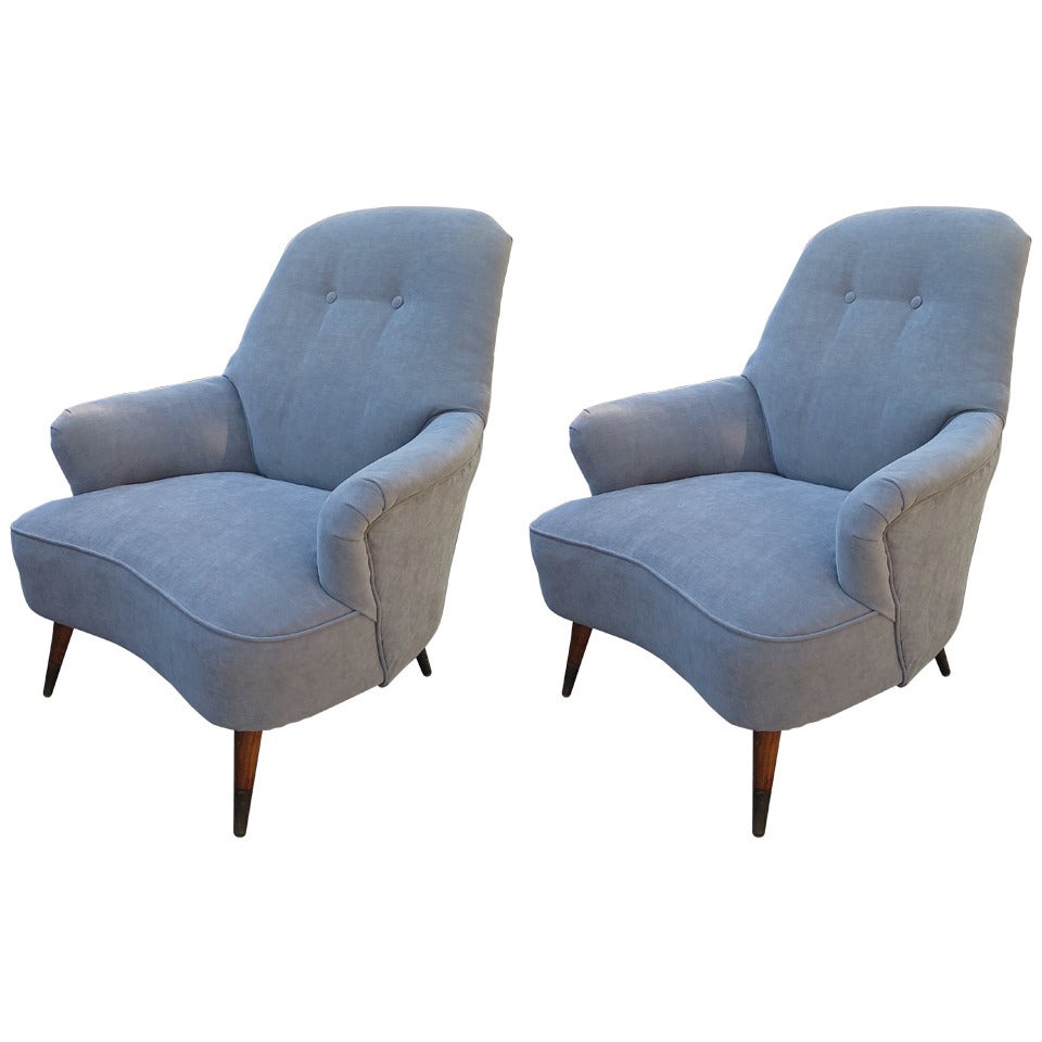 Petite Pair of 1940s French Slipper Chairs