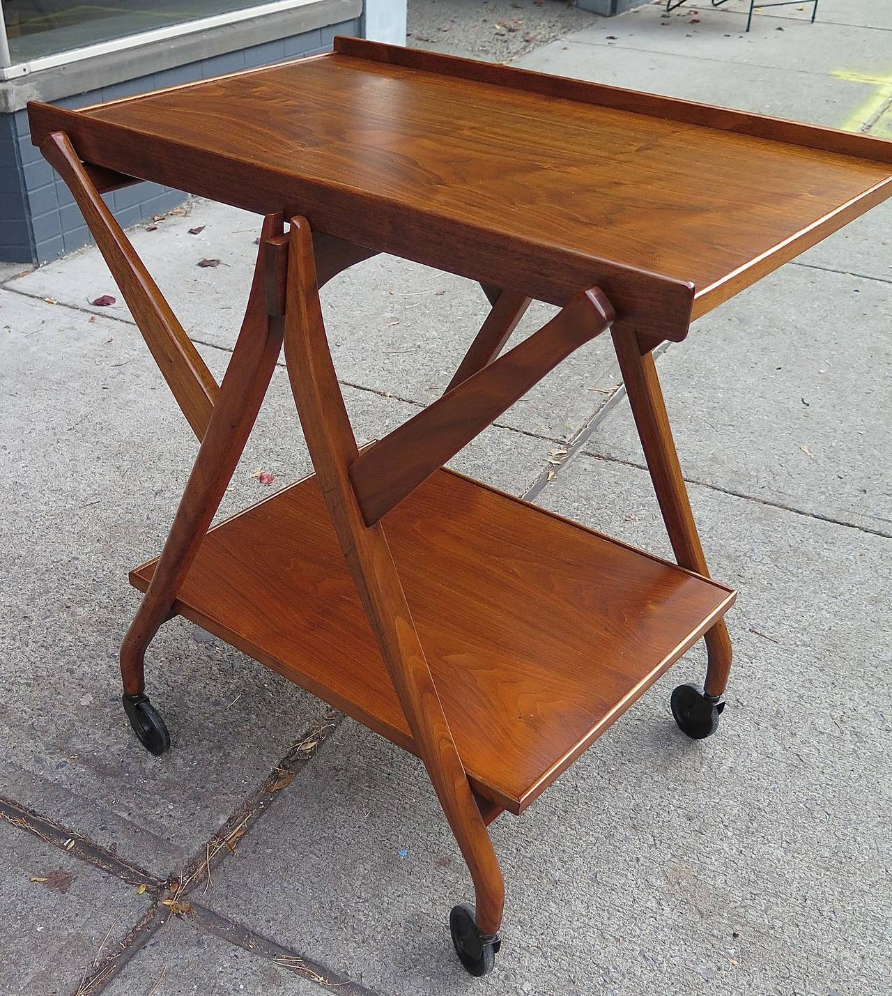 1958 Kipp Stewart for Drexel Tea Cart In Excellent Condition In Hudson, NY