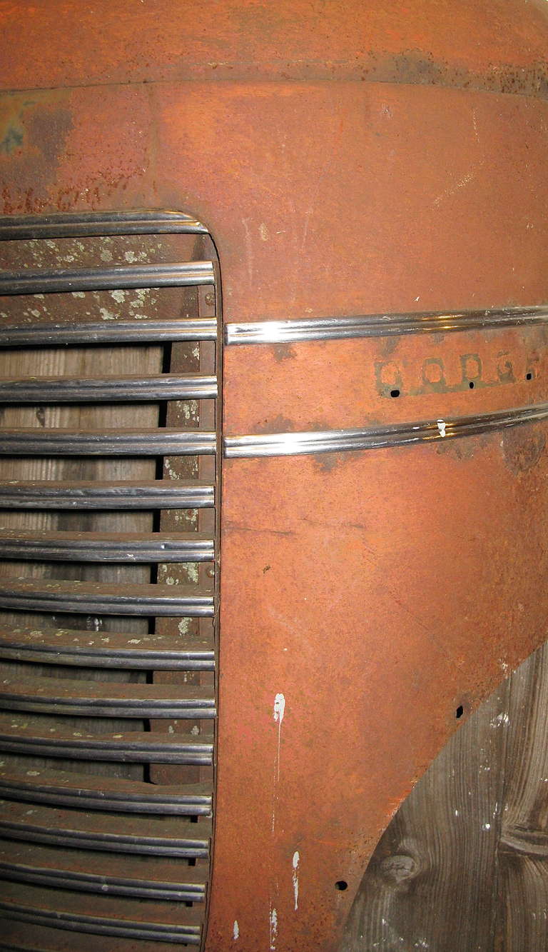 1950 Dodge Flat Front Truck Grill In Distressed Condition In Hudson, NY