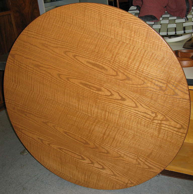 Mid-Century Modern Inviting 1950 Saarinen Tulip Table with Wood Top