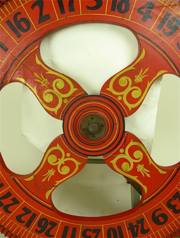 Wood gambling wheel