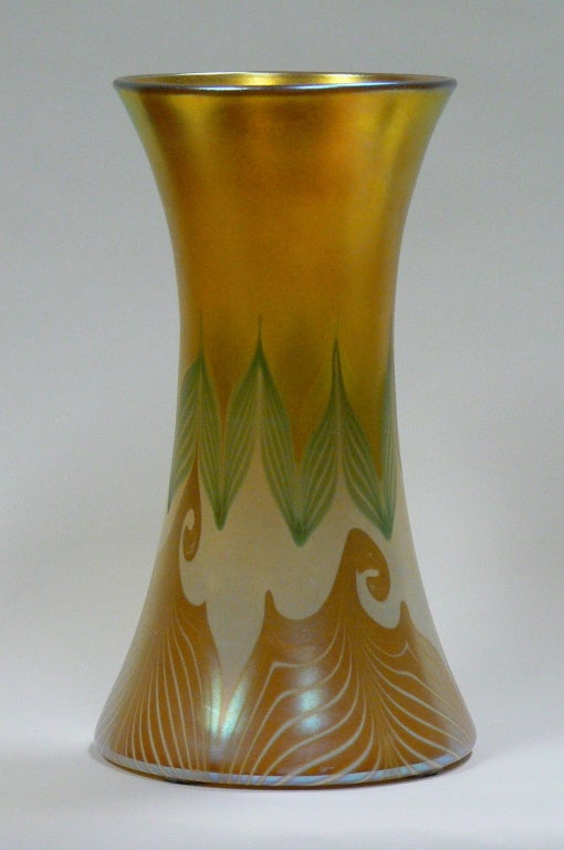 Quezal Gold Iridescent Feathered Art Glass Vase