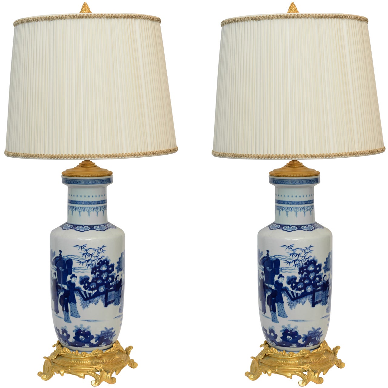 Pair of Chinese Blue and White Porcelain Bronze-Mounted Lamps For Sale