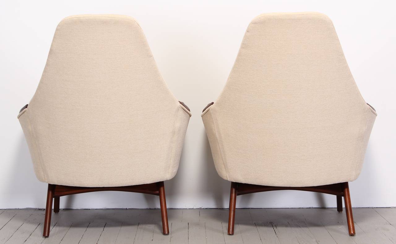 Pair of Adrian Pearsall Lounge Chairs Model 1806-C, 1960 3