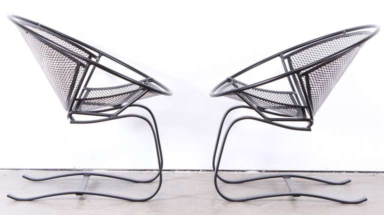 Mid-Century Modern Pair of Wrought Iron Salterini Cantilevered Lounge Chairs