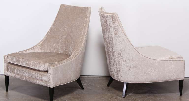 Mid-20th Century Pair of T.H. Robsjohn-Gibbings Style Slipper Chairs