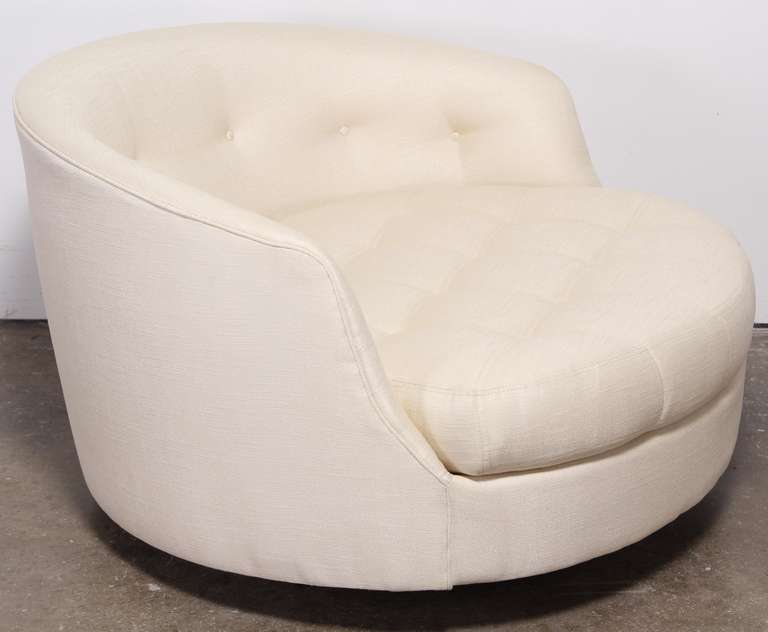 Mid-20th Century Milo Baughman Swivel Tub Chair for Thayer Coggin
