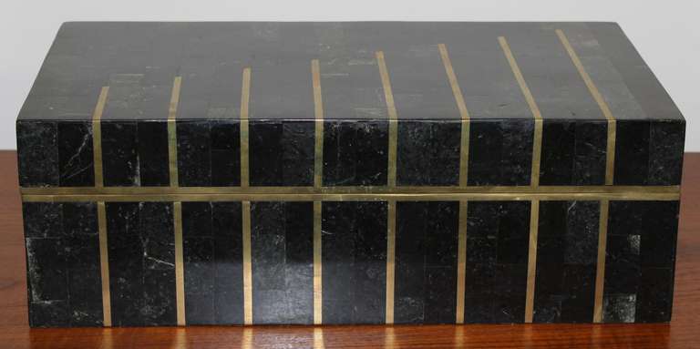Maitland Smith Tessellated Marble and Brass Inlaid Box In Excellent Condition In Hamburg, PA