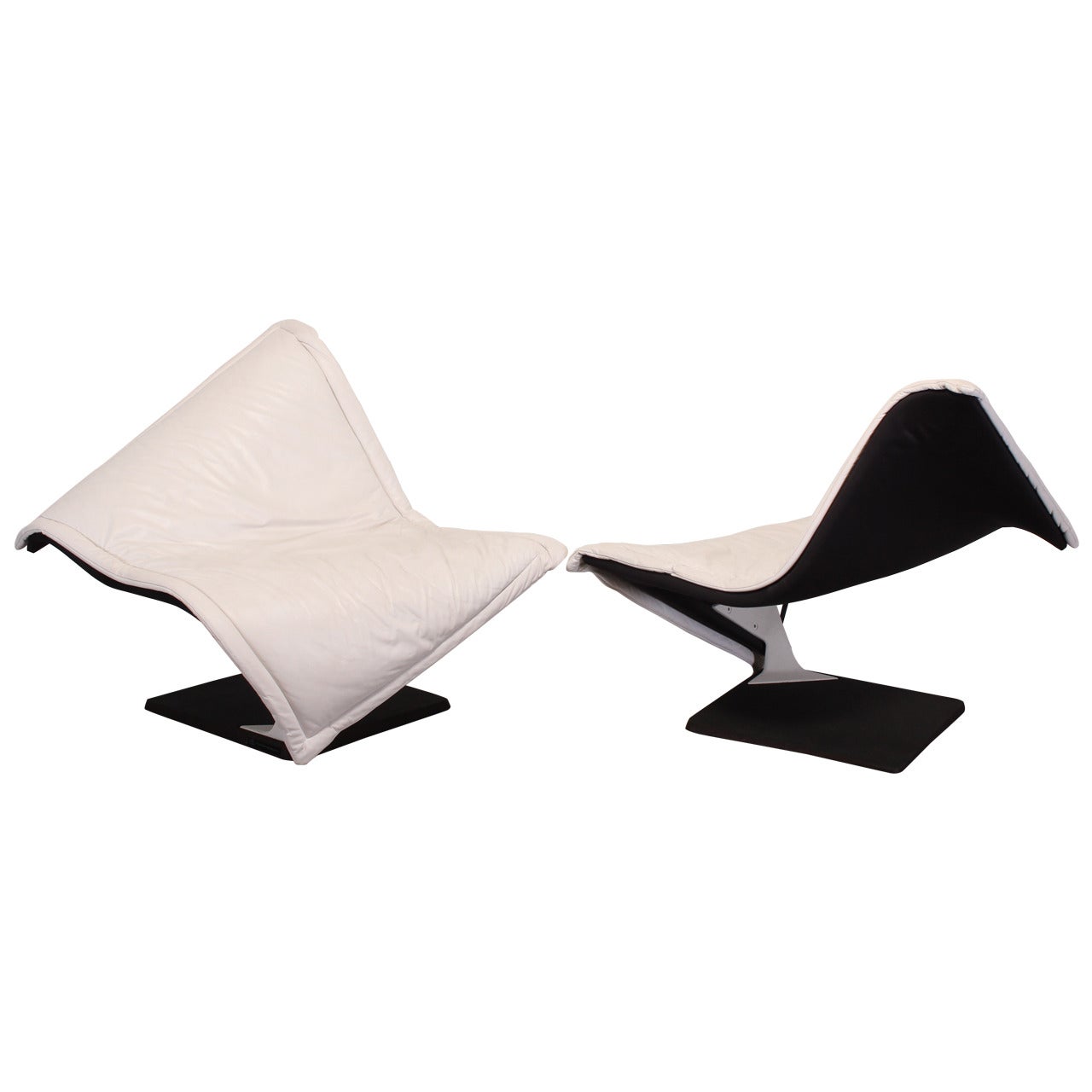 Pair of Leather "Flying Carpet Chairs" by Simon Desanta for Rosenthal, 1988
