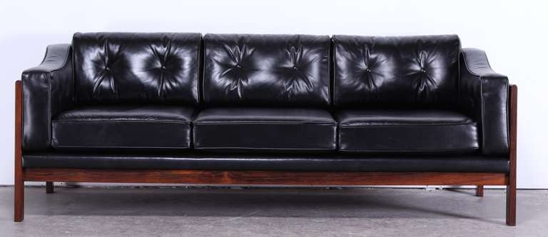 Danish Mid Century Modern Rosewood and Black Leather Sofa  In Excellent Condition In Hamburg, PA
