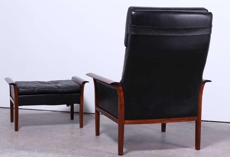 Hans Olsen Rosewood and Leather Danish Armchair and Ottoman In Excellent Condition In Hamburg, PA