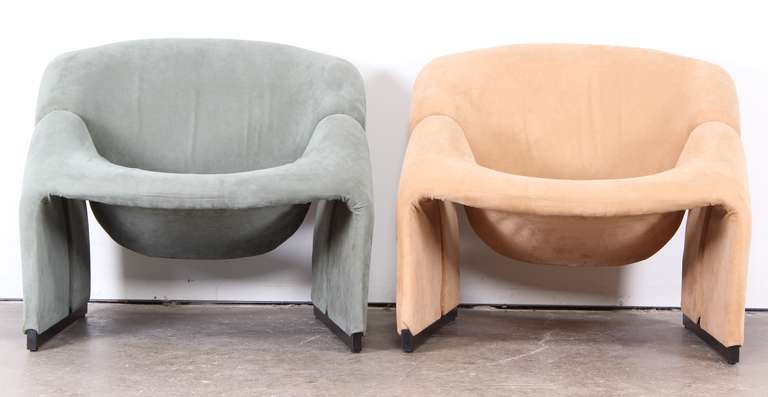 Mid-Century Modern Groovy Lounge Chairs by Pierre Paulin for Artifort