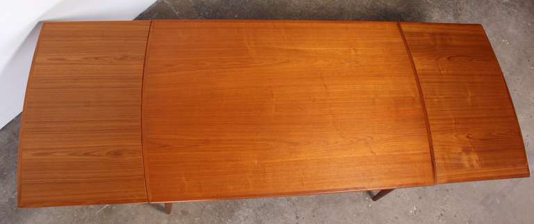 Danish Teak Dining Table in the Style of Neils Moller, 1960 In Excellent Condition In Hamburg, PA