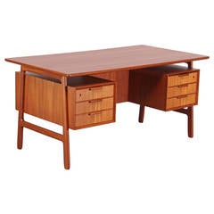 Scandinavian Danish Teak Desk by Gunni Omann, 1960