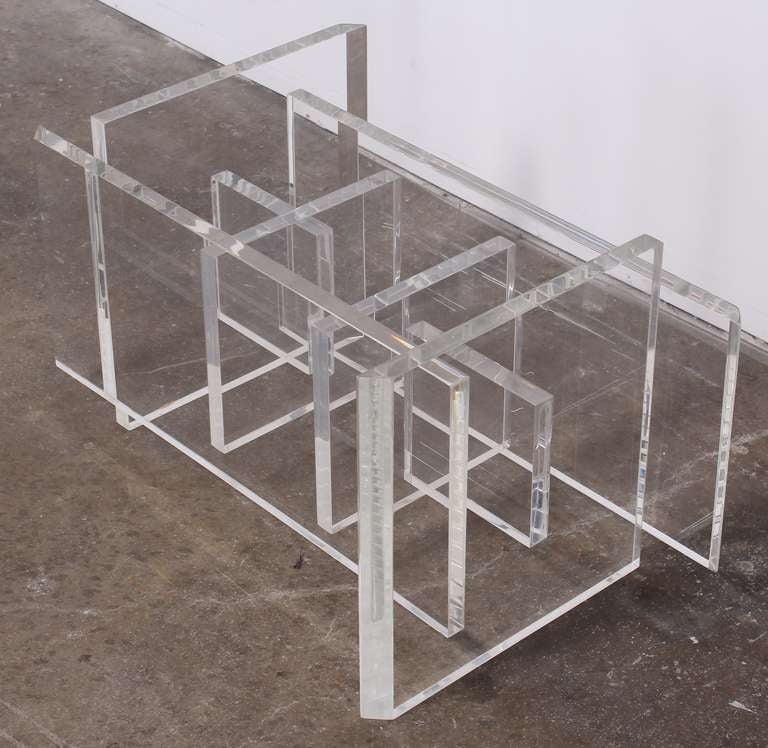 Mid Century Modern Geometric Lucite Cocktail Table, 1970 1