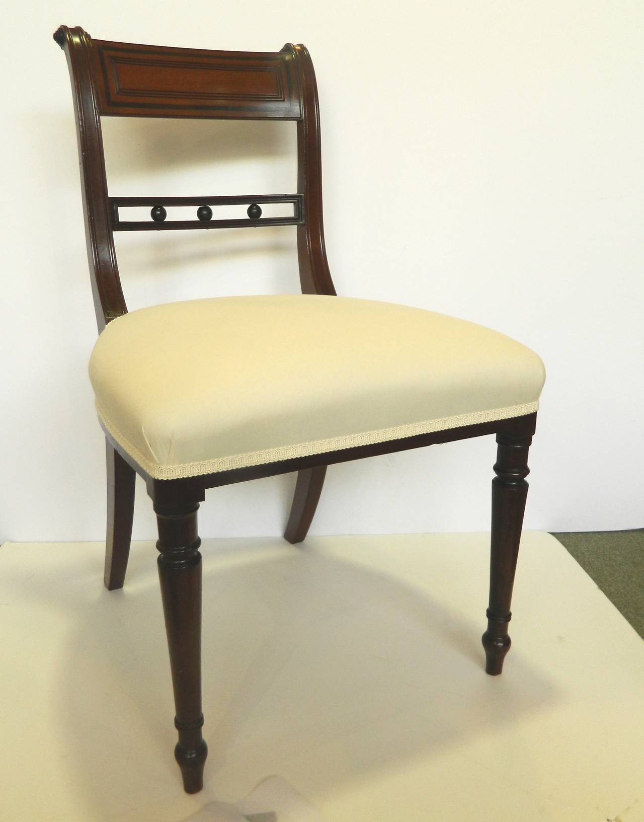 12 English Regency Dining Chairs In Excellent Condition In Houston, TX