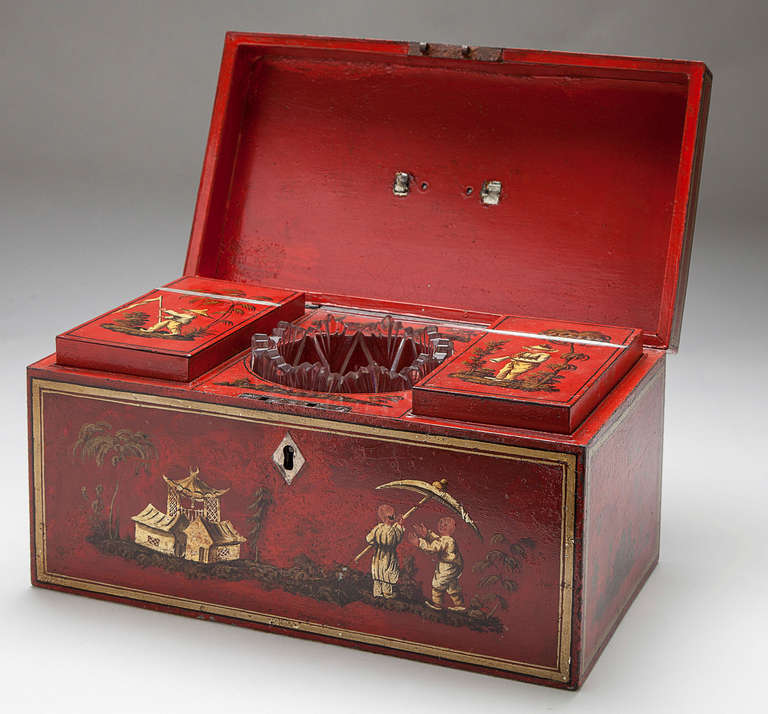 Red Japanned Metal Tea Chest Mid 19thc In Good Condition For Sale In Houston, TX