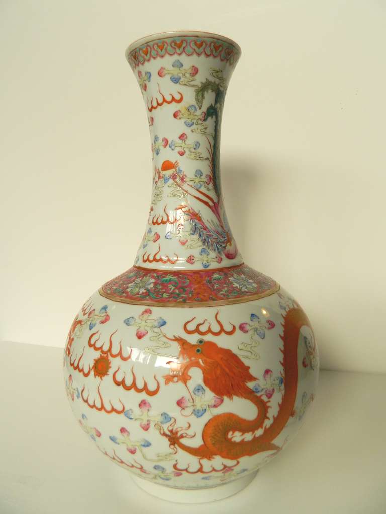 Chinese Polychrome Dragon Vase In Good Condition In Houston, TX