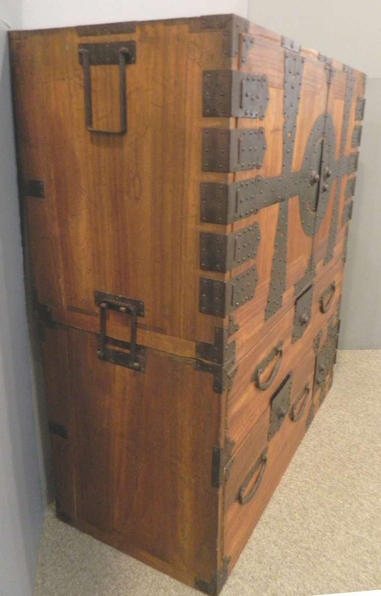 Japanese Tansu In Good Condition In Houston, TX