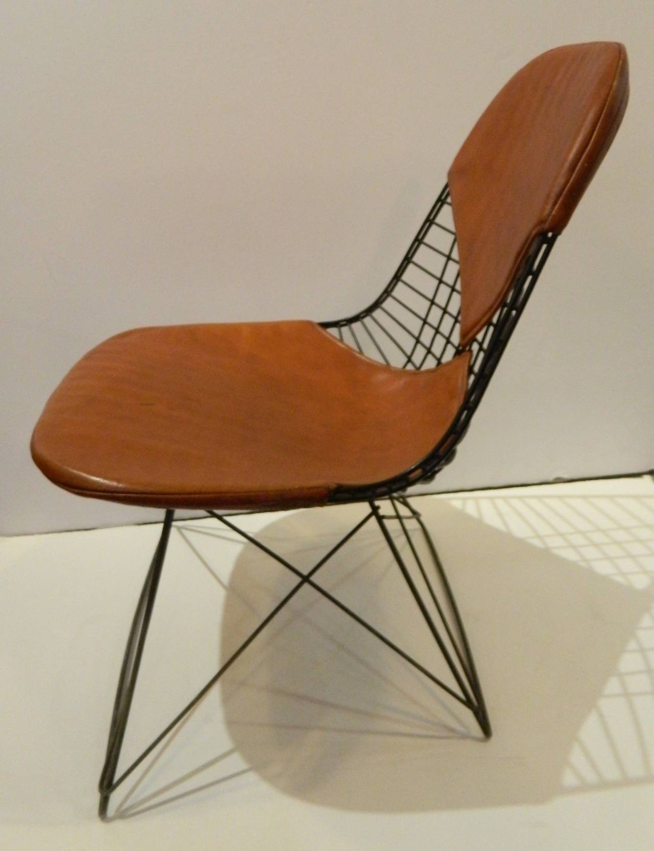 Eames LKR Lounge Chair In Good Condition For Sale In Houston, TX