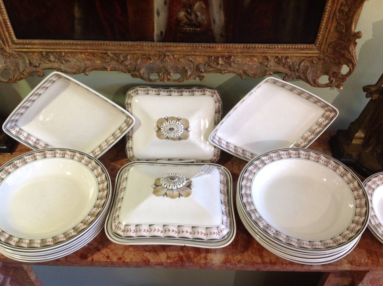 Group Wedgwood Creamware Lag and Feather Pattern, circa 1800 In Good Condition In Houston, TX