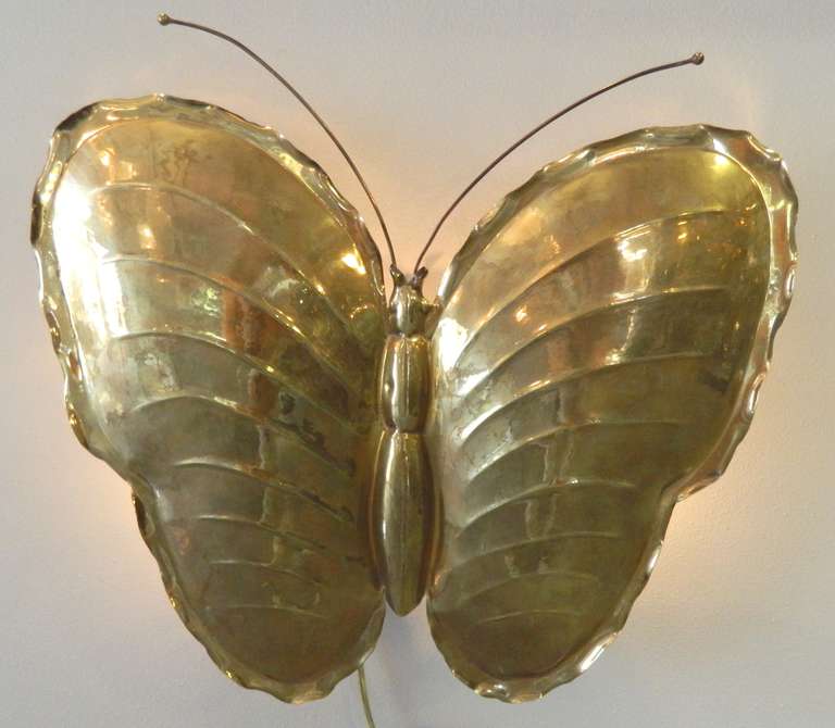 Mid-Century Modern Italian Butterfly Sconce 1960's For Sale