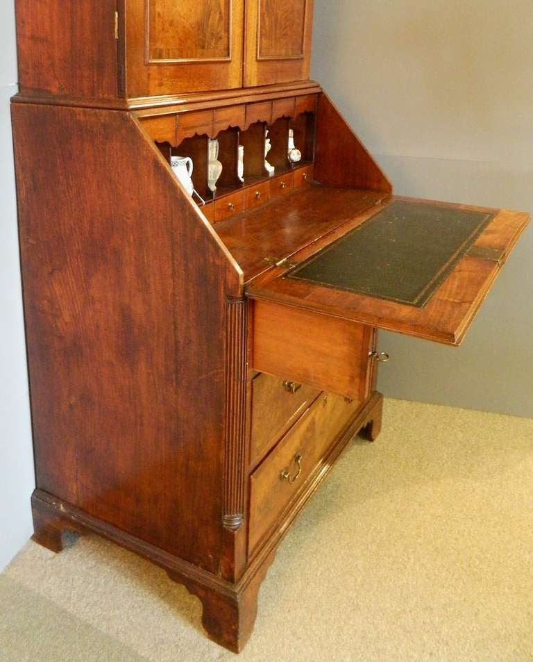 Antique English Georgian Style Secretary Bookcase Mahogany In Good Condition In Houston, TX
