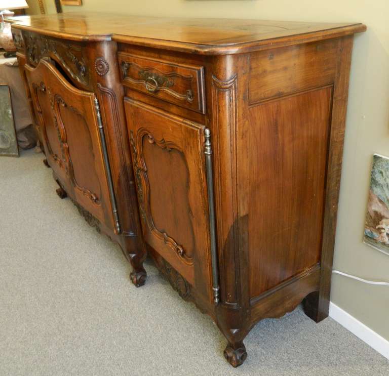 18th Century French  Fruitwood Buffet In Excellent Condition For Sale In Houston, TX