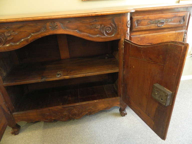 18th Century French  Fruitwood Buffet For Sale 2
