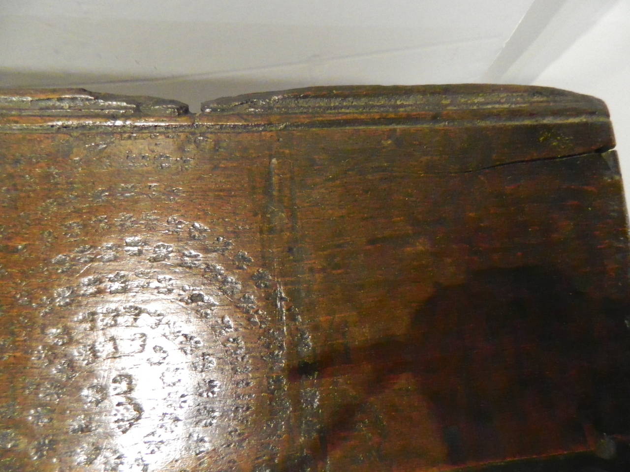 English Six Board Coffer Dated 1676
