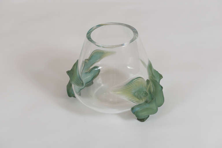 Lalique Antinea Crystal Vase In Excellent Condition In New York, NY