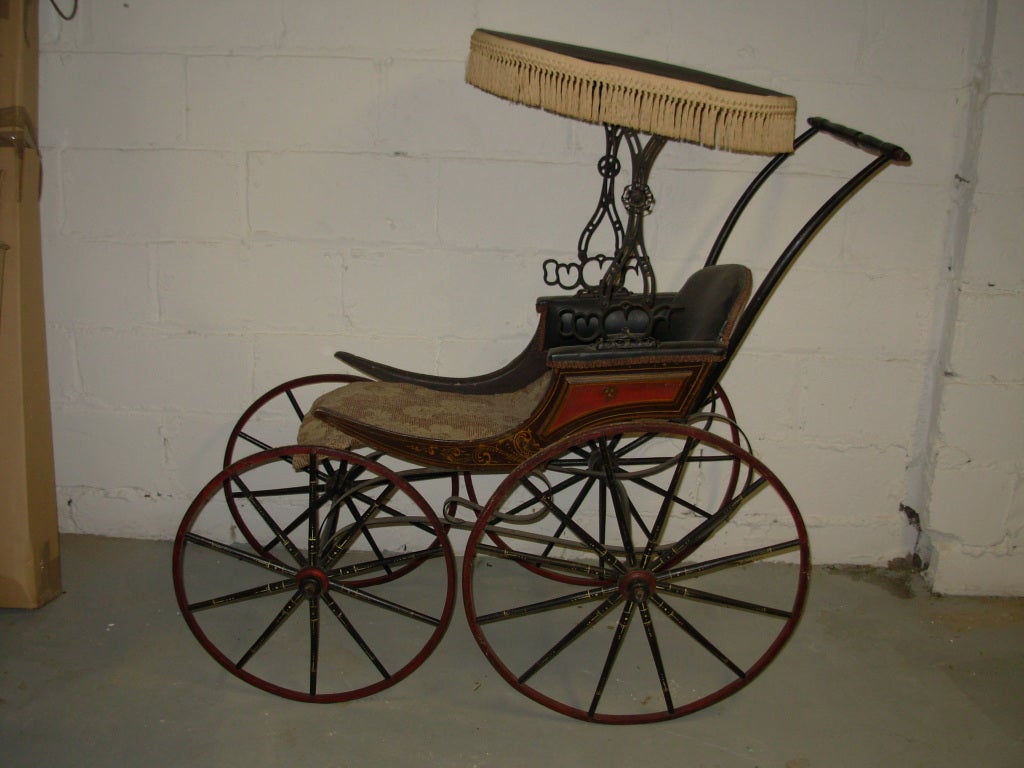 Carriage, Antique Stenciled Childs Carriage In Excellent Condition For Sale In Long Island, NY