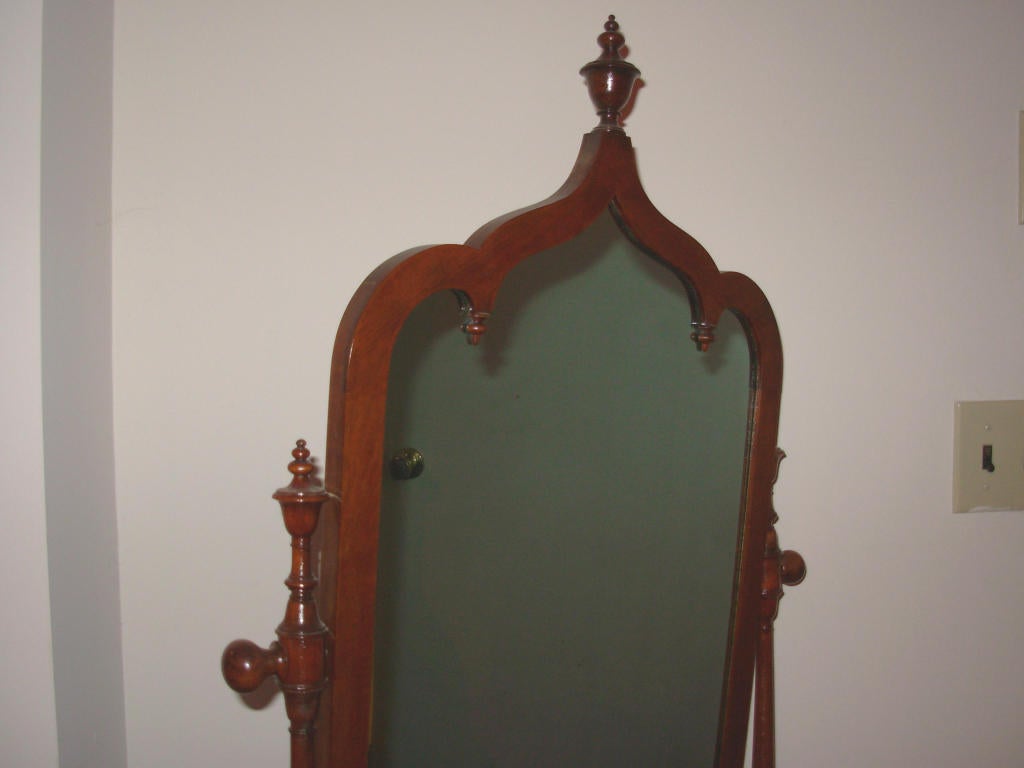 An American mid-19th century Gothic revival shaving mirror, with original mirror backing and original finish also. Strongly attributed to New York cabinetmaker Alexander Roux. He was a competitor of Belter and Meeks in NY in the mid-19th century and
