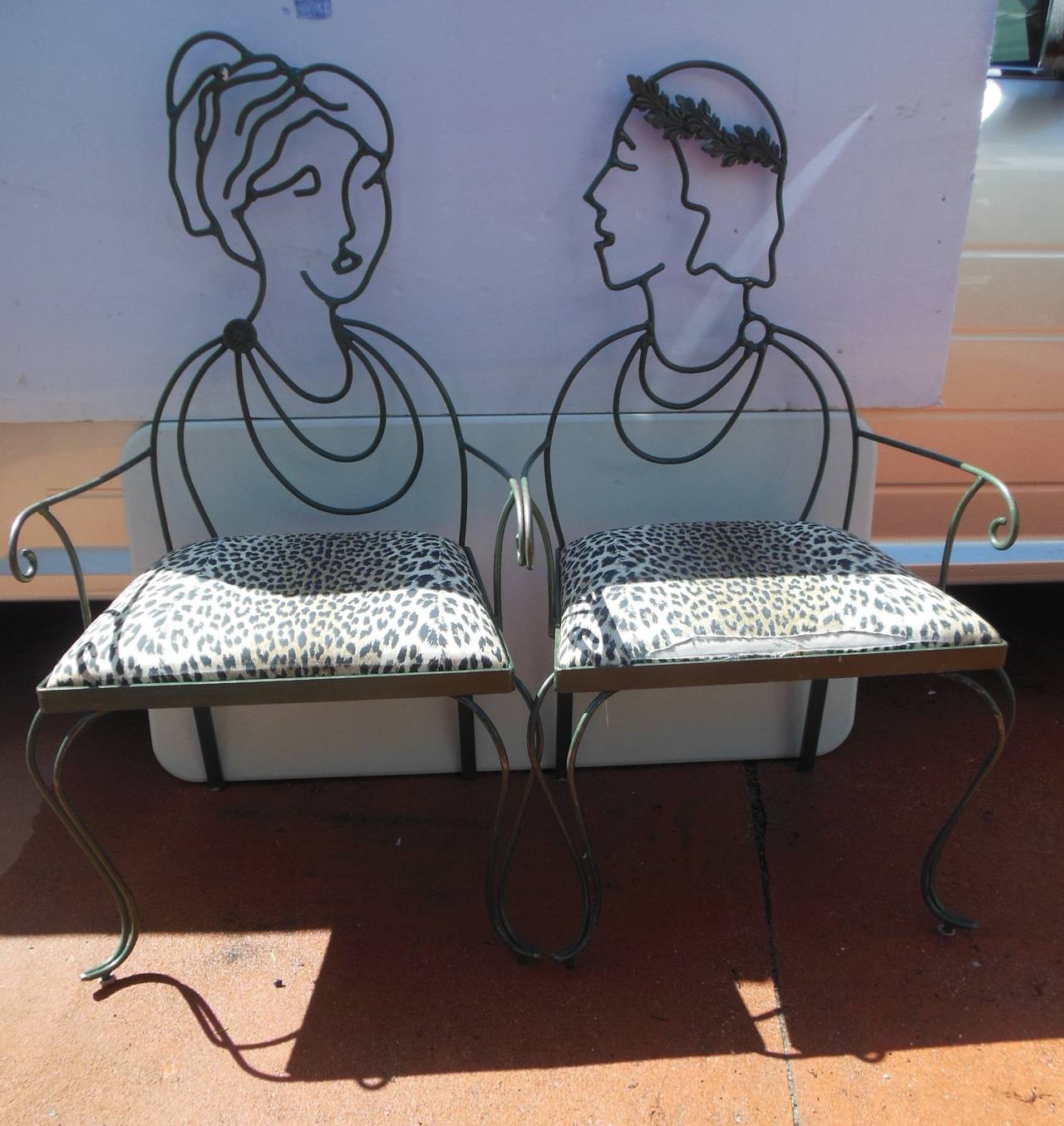 Vintage Wrought Iron Portrait Chairs In Good Condition In Long Island, NY