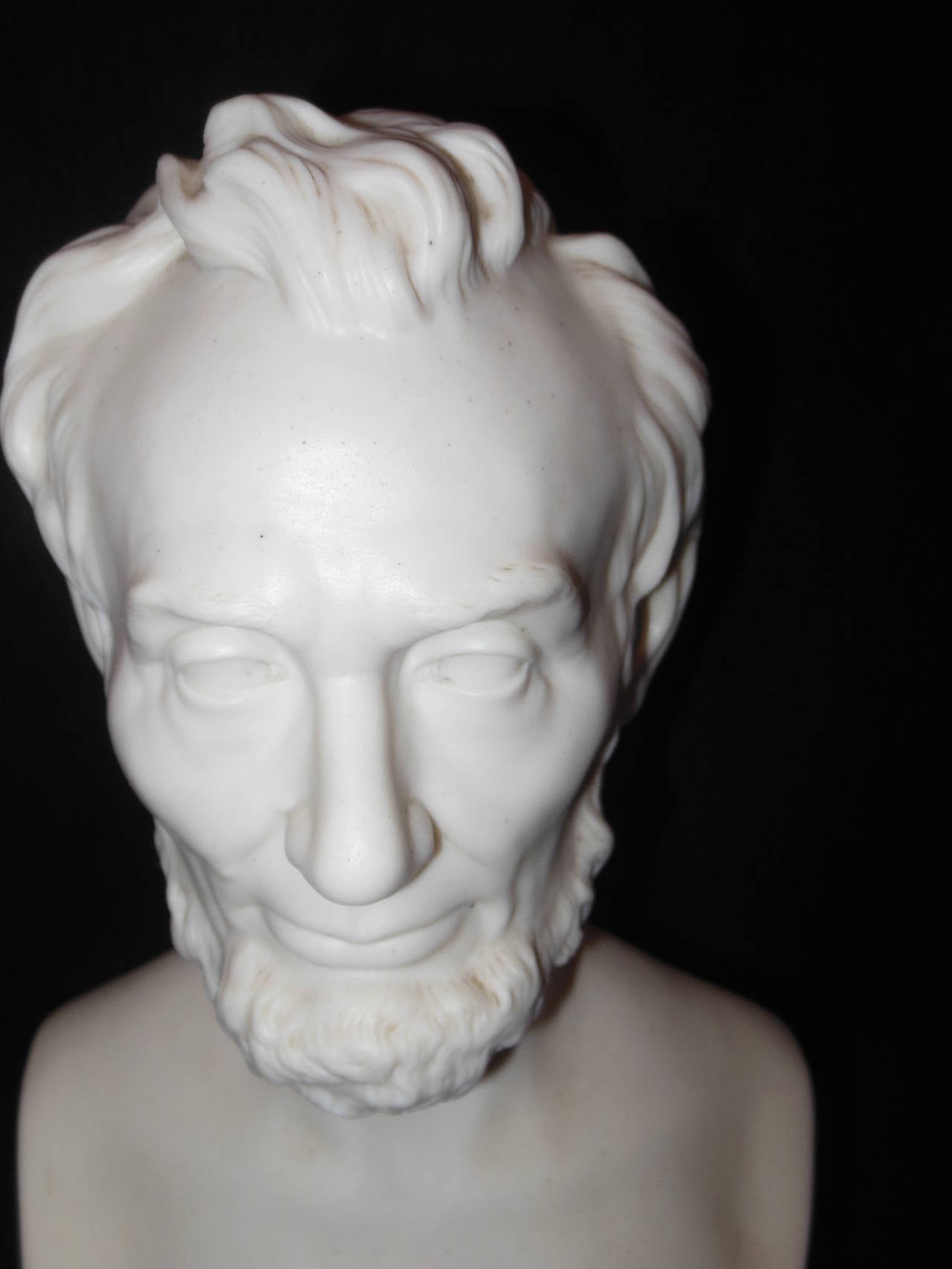 American Lincoln Parian Bust In Excellent Condition In Long Island, NY