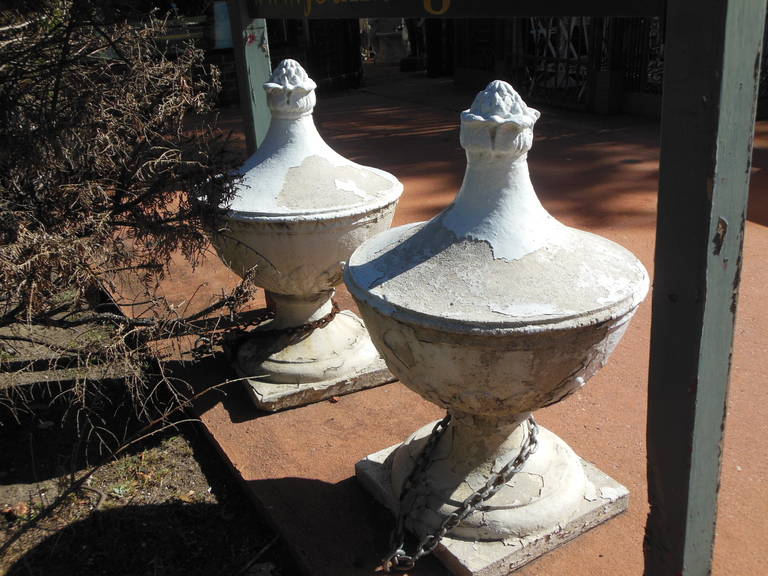 Stone Finials from the Garden City Hotel, a NY Landmark For Sale 2