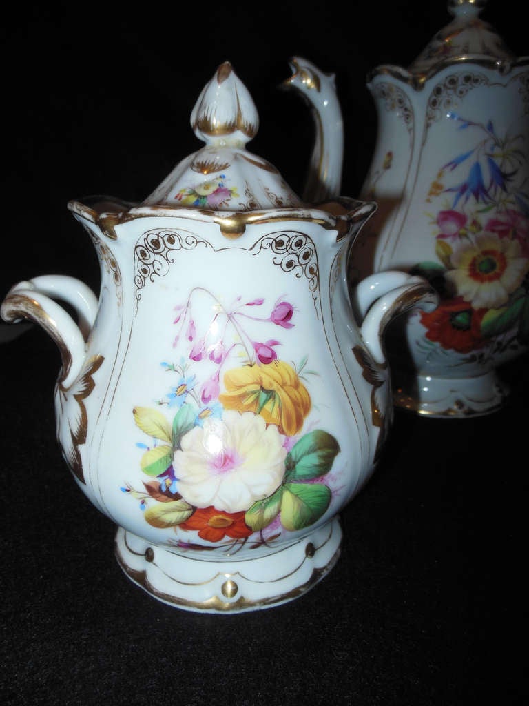 Old Paris Tea Set Rococo Style In Good Condition For Sale In Long Island, NY