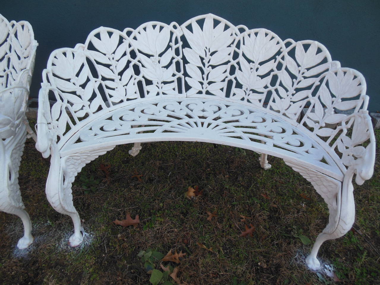 American Benches, Cast Iron Laurel Pattern