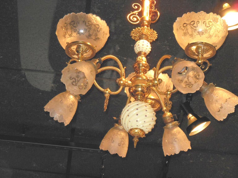 Antique Victorian Gas/Electric Chandelier In Good Condition For Sale In Long Island, NY