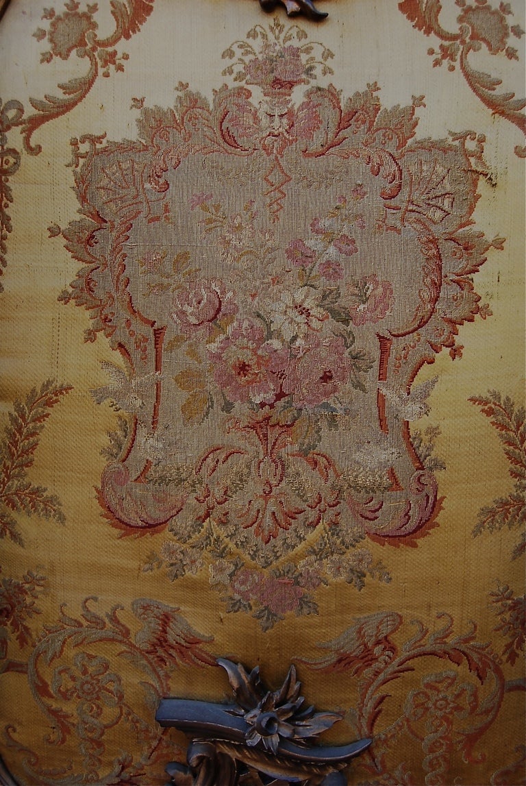 Antique French Carved Giltwood Tapestry Tripartite Fire Screen in the style of Louis XV Rococo