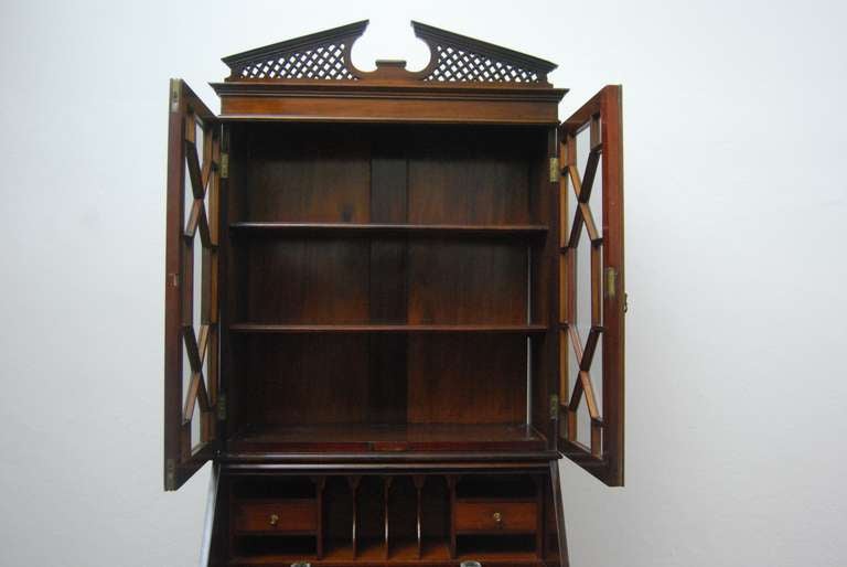 Antique English Mahogany Secretary Bookcase For Sale 1