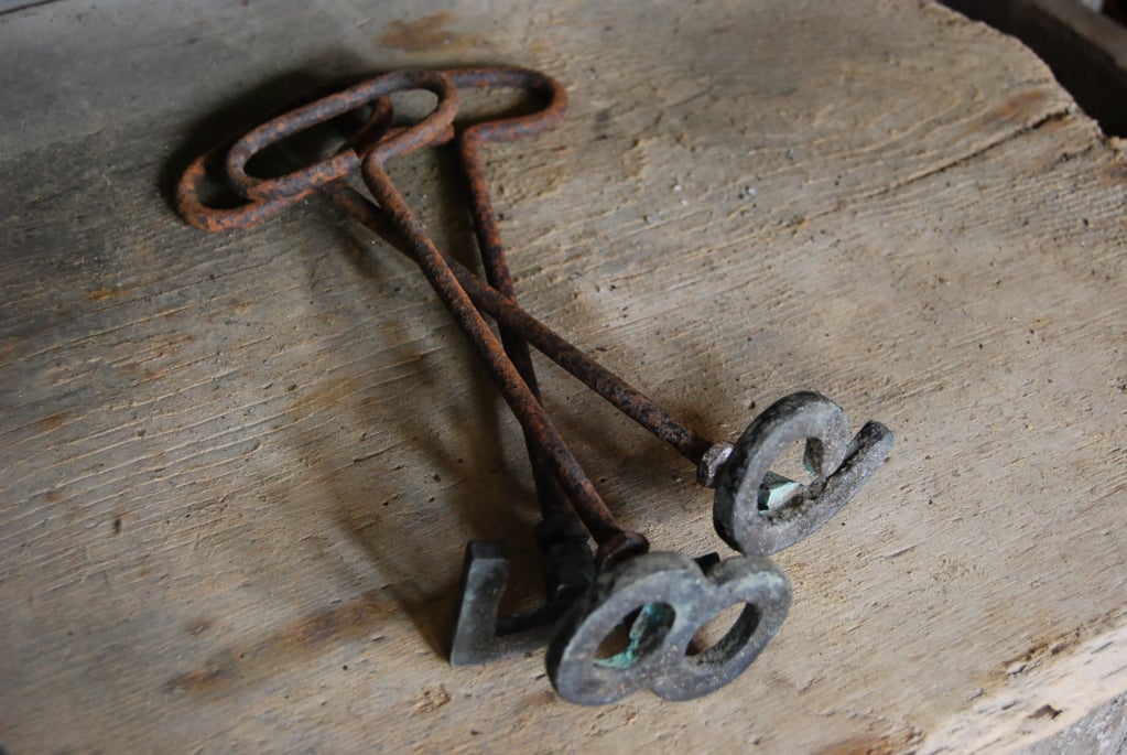 Set of Antique Branding Irons In Good Condition In Charleston, SC