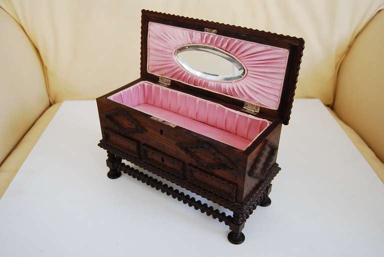 Miniature Mule Chest Coromandel Jewelry Box In Good Condition For Sale In Charleston, SC