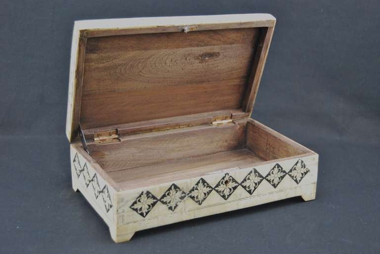 Bone Penwork Box Humidor with Key, c. 1910 For Sale 3