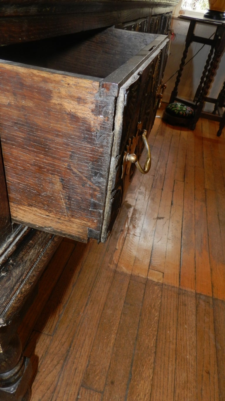 18th Century Oak Dresser In Good Condition In Millwood, VA