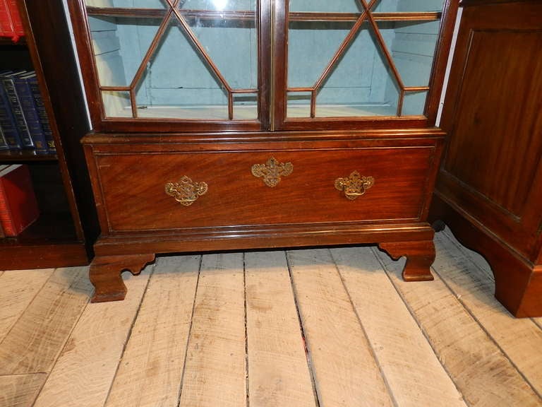 Mahogany Bookcase In Good Condition In Millwood, VA