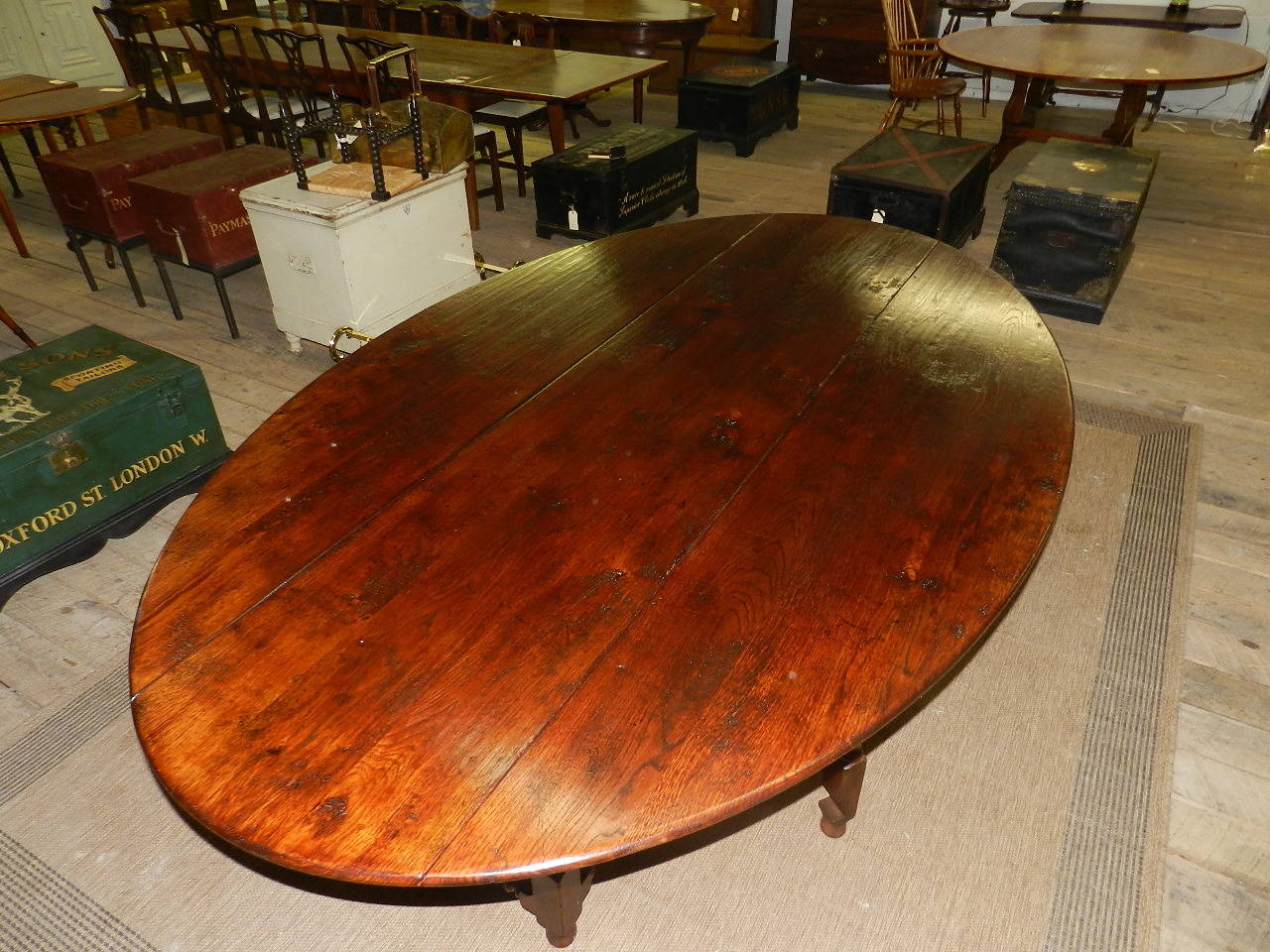 Contemporary Oak Wake or Hunt Dining Table For Sale
