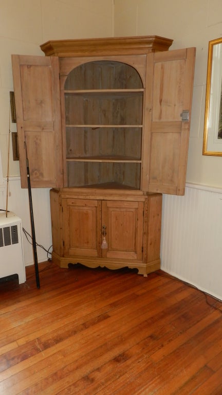 Antique Pine, Standing Corner Cupboard